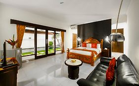 Puri Saron Hotel Baruna Beach Lovina